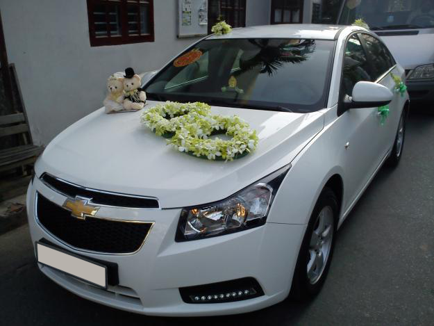 Thuê xe cưới Chevrolet Cruze giá rẻ